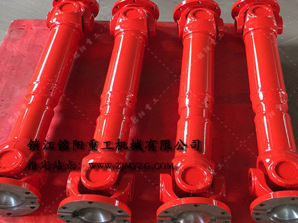 新式整體叉頭式萬向聯(lián)軸器是冶金、軋鋼等機械設備的優(yōu)選傳動件-萬向聯(lián)軸器